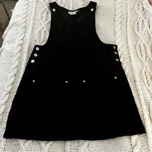 Junior‘s size 11 Y2K black corduroy jumper dress from A.Byer 100% cotton